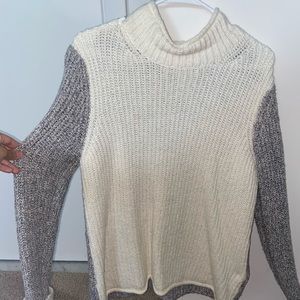 White and grey high neck sweatshirt